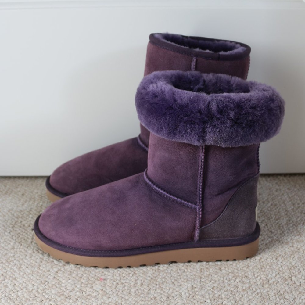 UGG Classic Short Boot